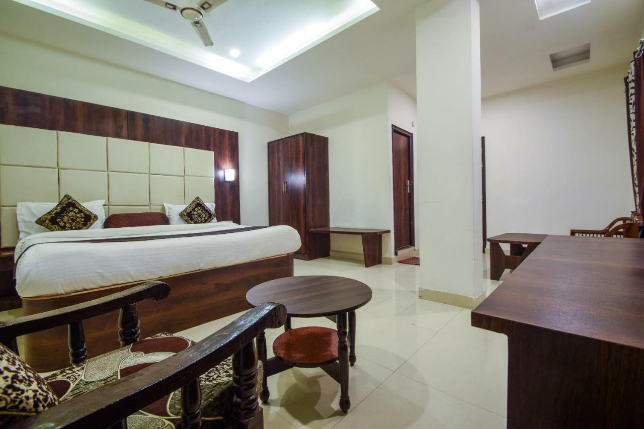 Hotel Krishna Palace Udaipur Exterior photo